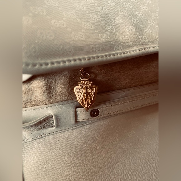 Vintage GUCCI Small Micro GG Clutch Handbag - Picture 12 of 13